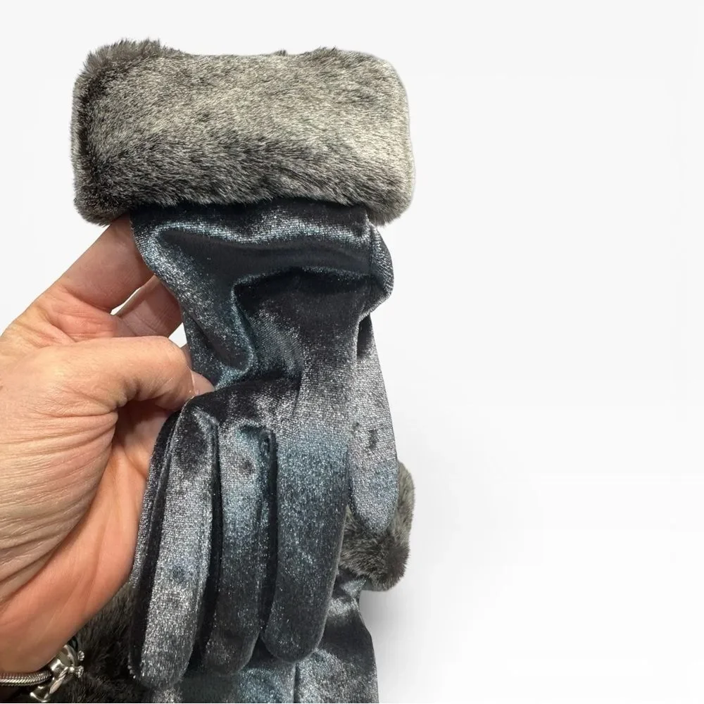 AVON Vintage Gray Women's Gloves and Headband Set